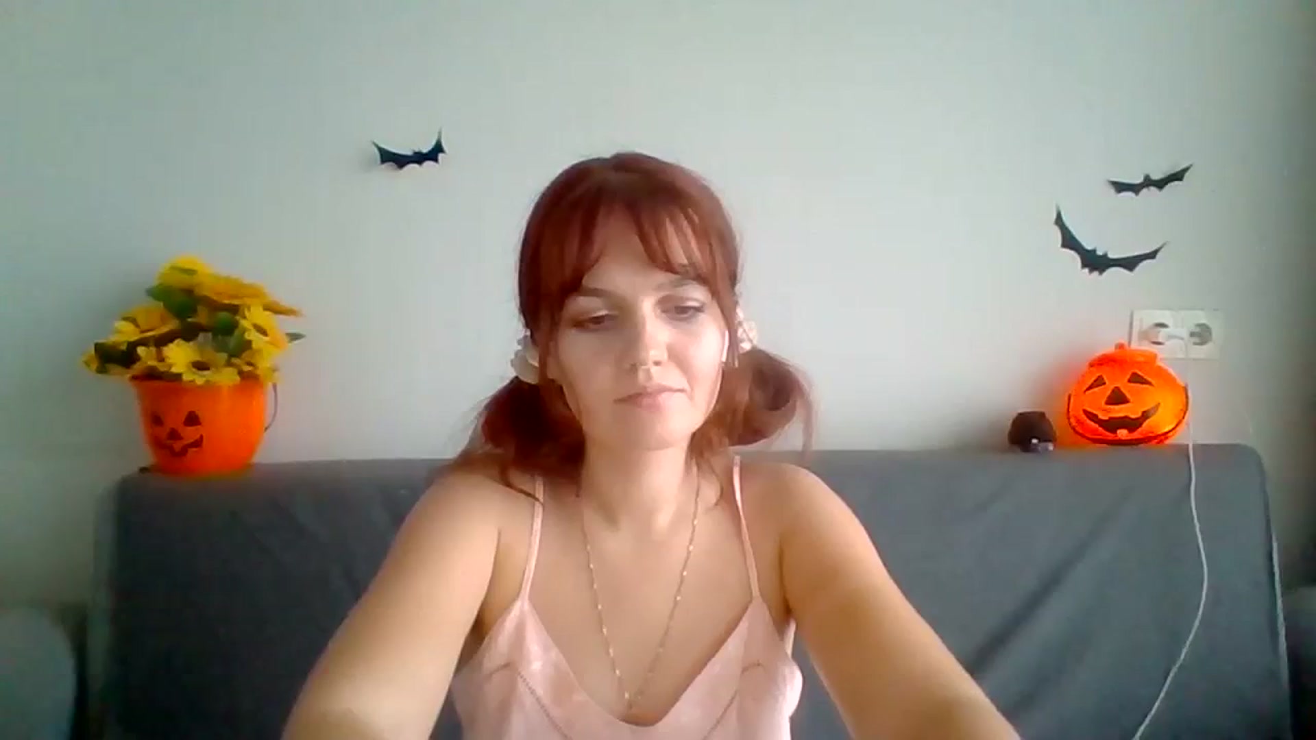 Gallery image thumbnail from BlueL1ghtning's myfreecams stream on, 10/16/2023, 13:26 image 3 of 20