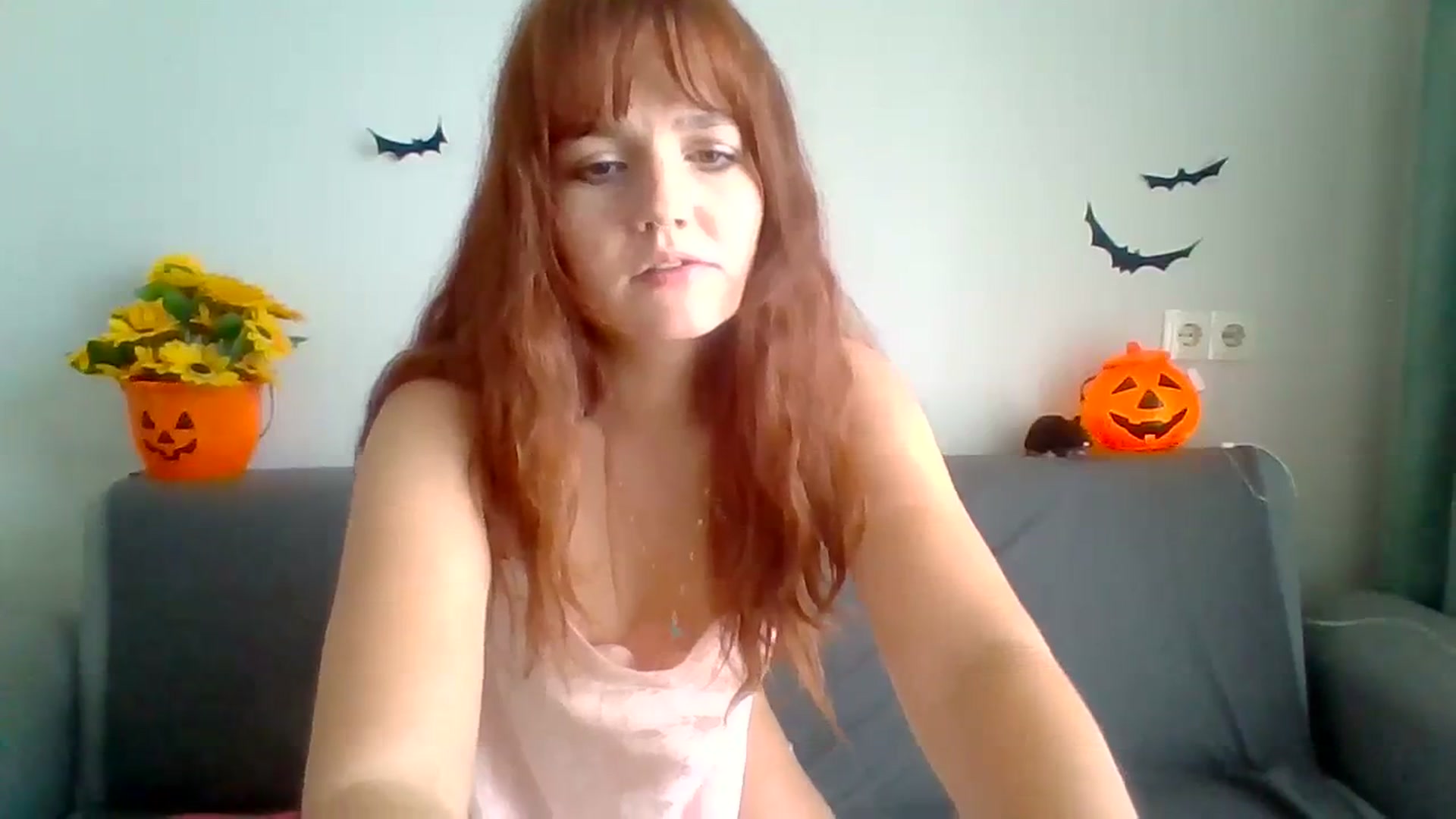 Gallery image thumbnail from BlueL1ghtning's myfreecams stream on, 10/17/2023, 12:25 image 10 of 20