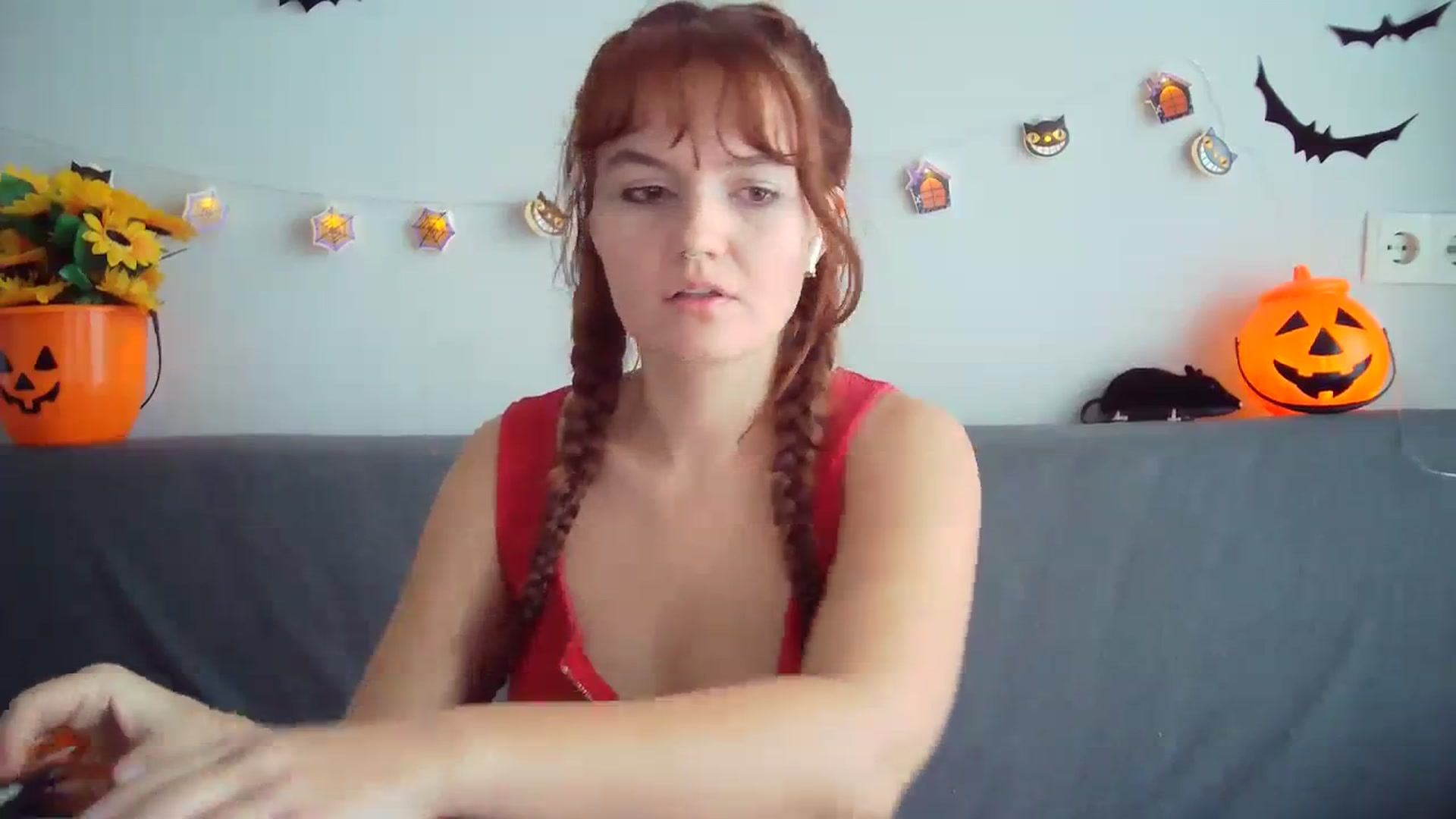 Gallery image thumbnail from BlueL1ghtning's myfreecams stream on, 10/19/2023, 12:58 image 2 of 20