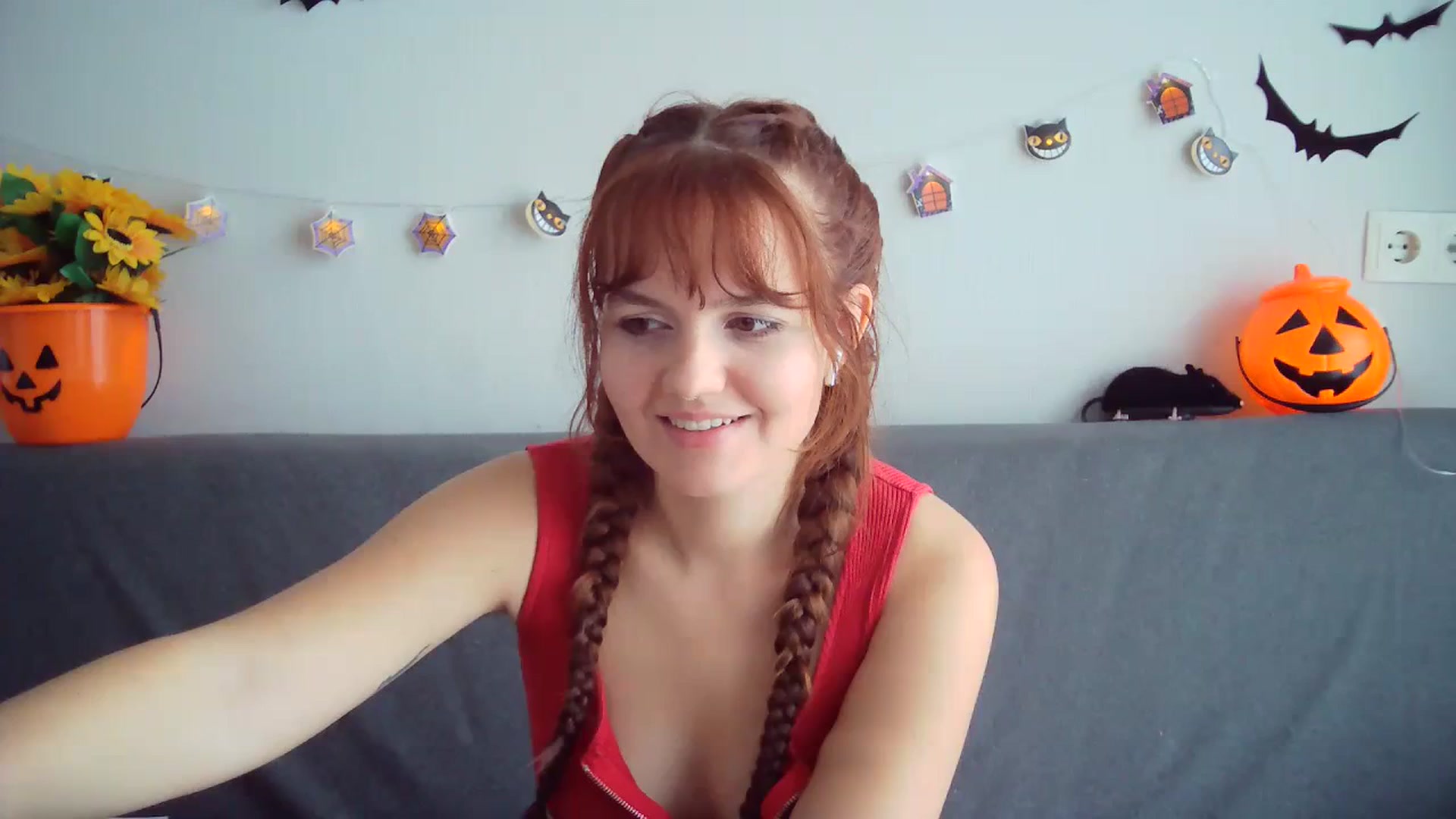 Gallery image thumbnail from BlueL1ghtning's myfreecams stream on, 10/19/2023, 12:58 image 8 of 20