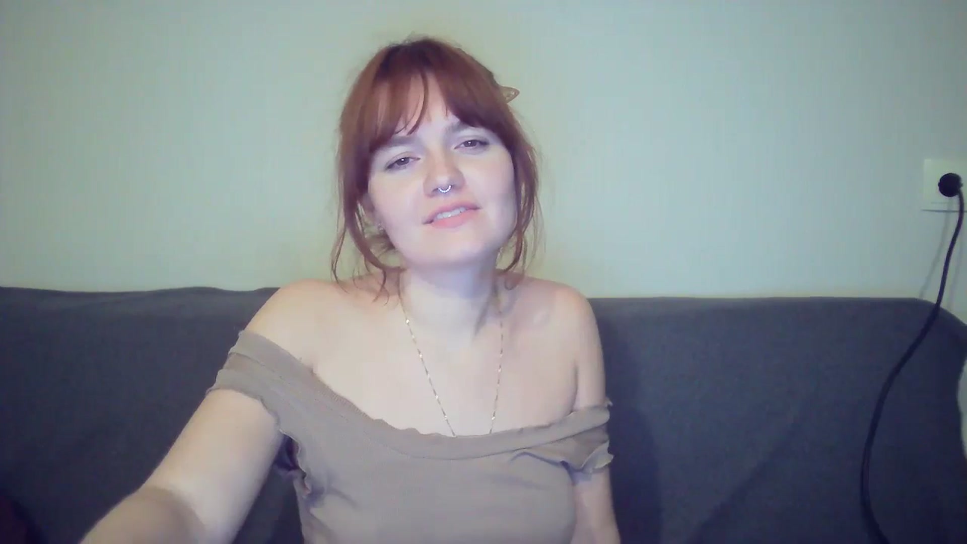 Gallery image thumbnail from BlueL1ghtning's myfreecams stream on, 03/24/2024, 16:19 image 16 of 20