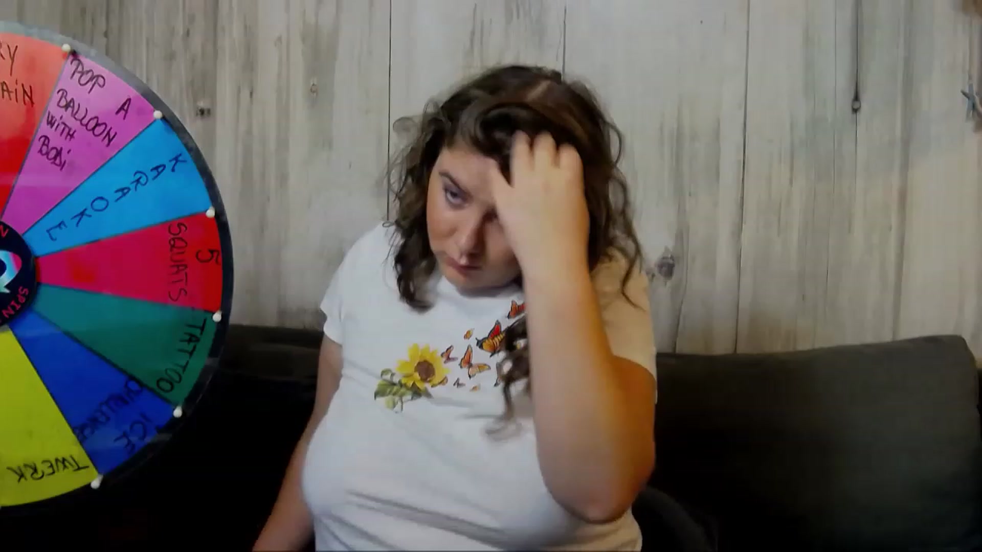 Gallery image thumbnail from BluePoppy's myfreecams stream on, 12/18/2022, 19:30 image 20 of 20