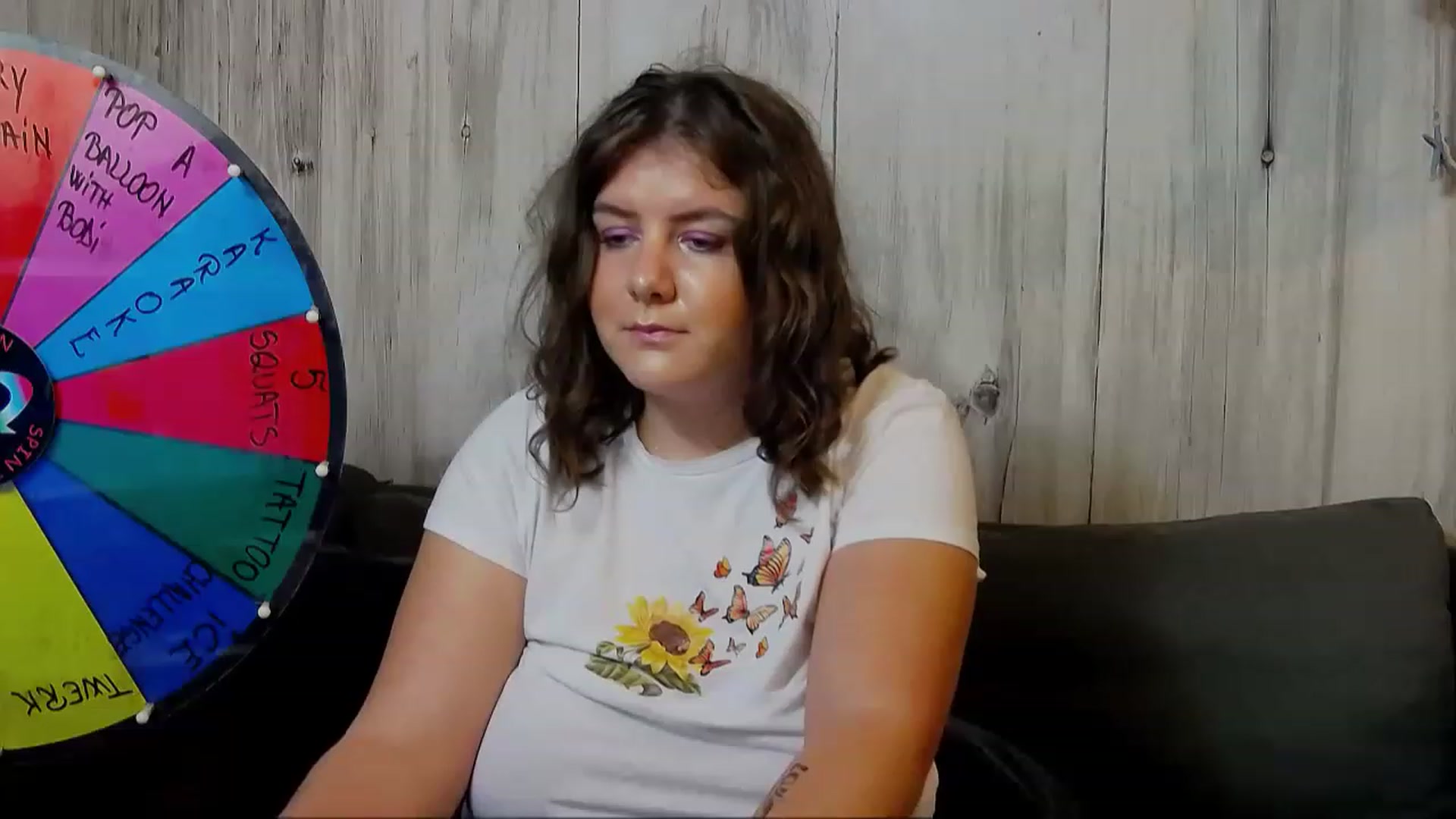 Gallery image thumbnail from BluePoppy's myfreecams stream on, 12/18/2022, 19:30 image 18 of 20
