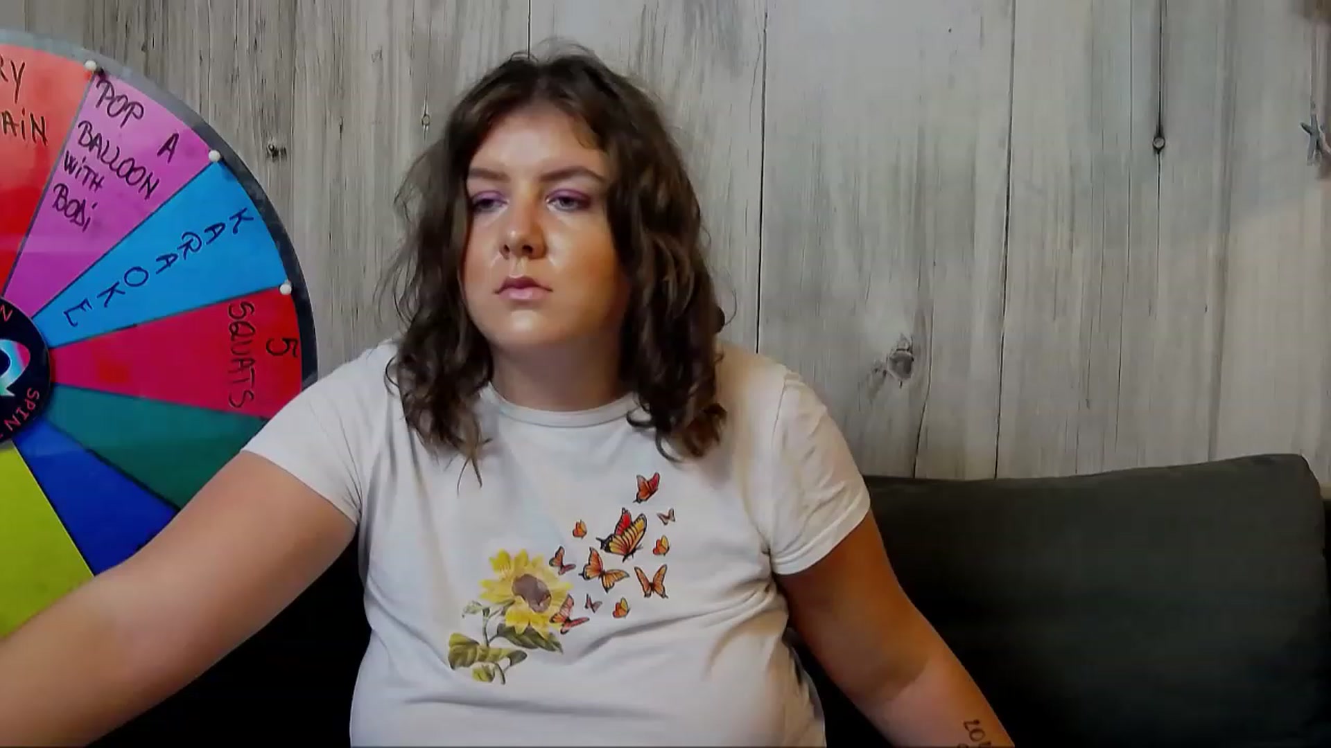 Gallery image thumbnail from BluePoppy's myfreecams stream on, 12/18/2022, 19:30 image 15 of 20