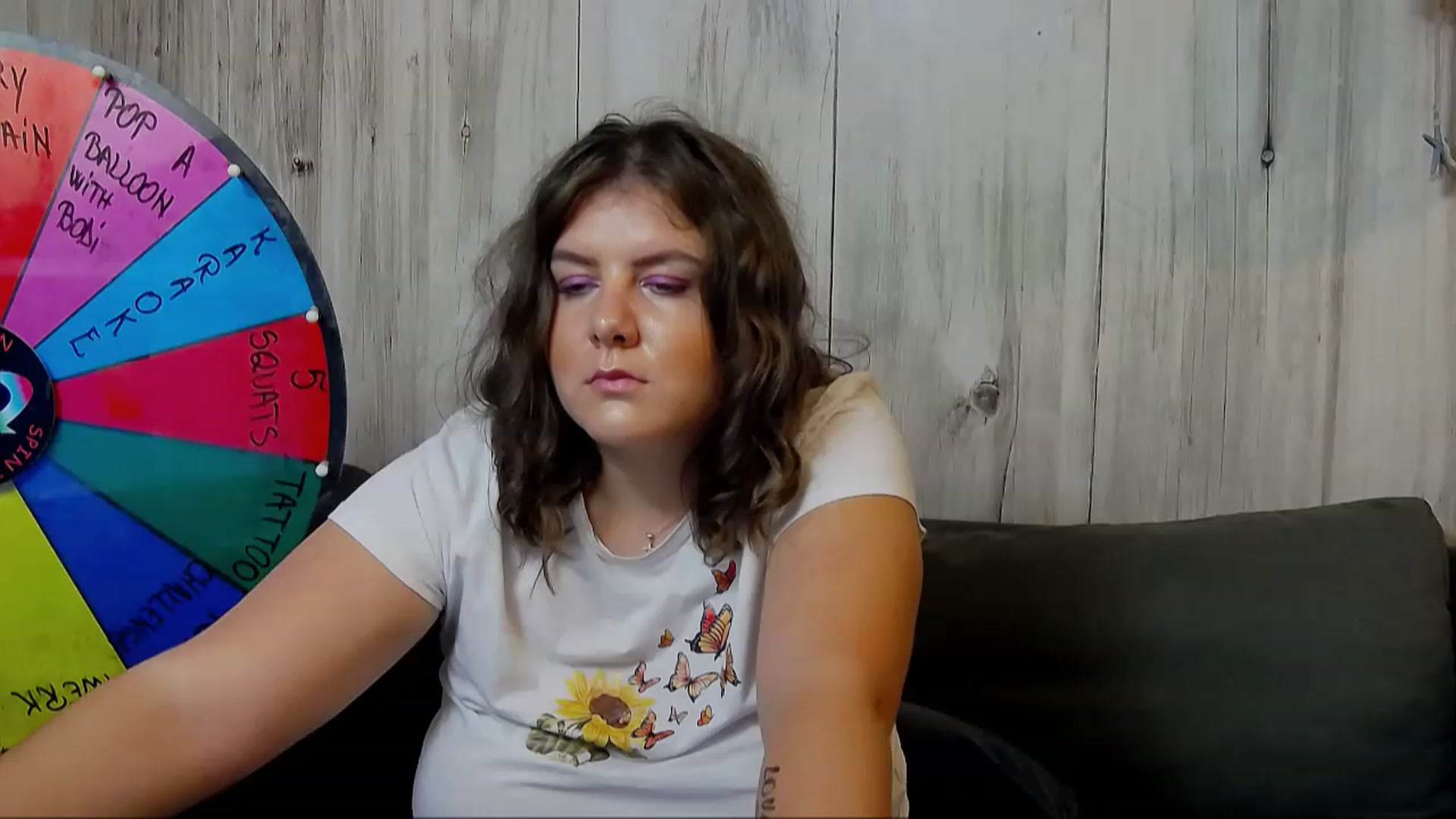 Gallery image thumbnail from BluePoppy's myfreecams stream on, 12/18/2022, 19:30 image 19 of 20