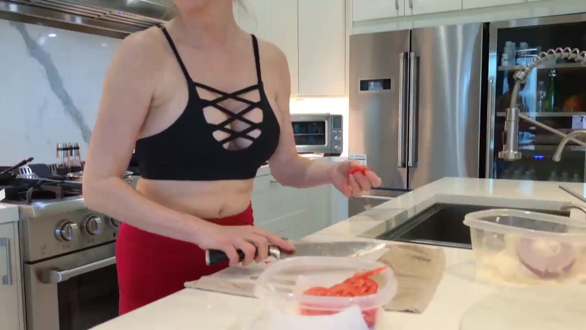 Gallery image thumbnail from BlueRiverTX's myfreecams stream on, 02/12/2024, 23:15 image 10 of 20