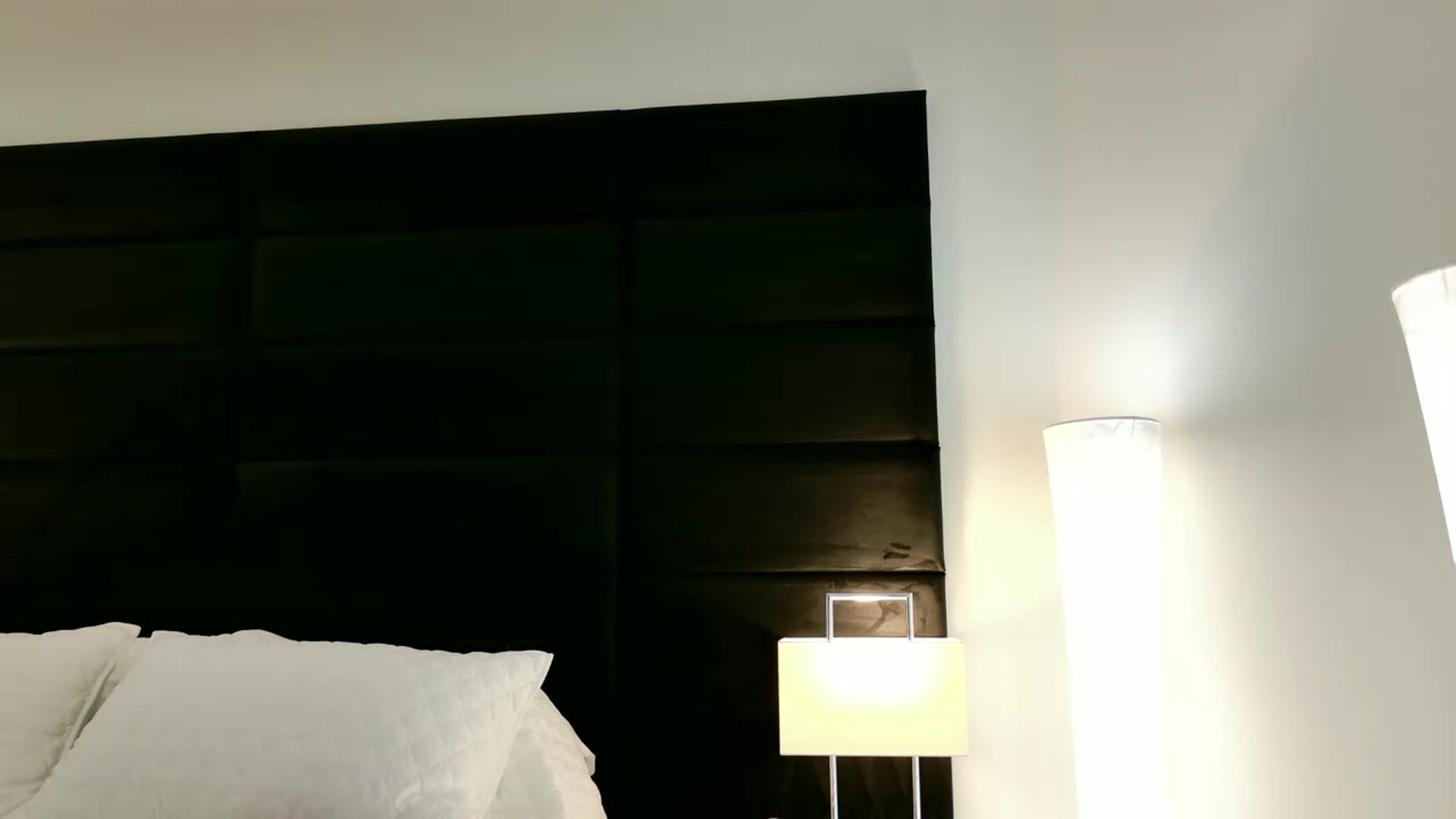 Gallery image thumbnail from BlueRiverTX's myfreecams stream on, 02/17/2024, 24:03 image 6 of 20