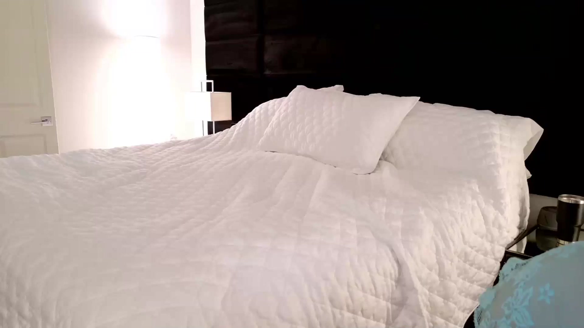 Gallery image thumbnail from BlueRiverTX's myfreecams stream on, 03/16/2024, 01:33 image 3 of 20
