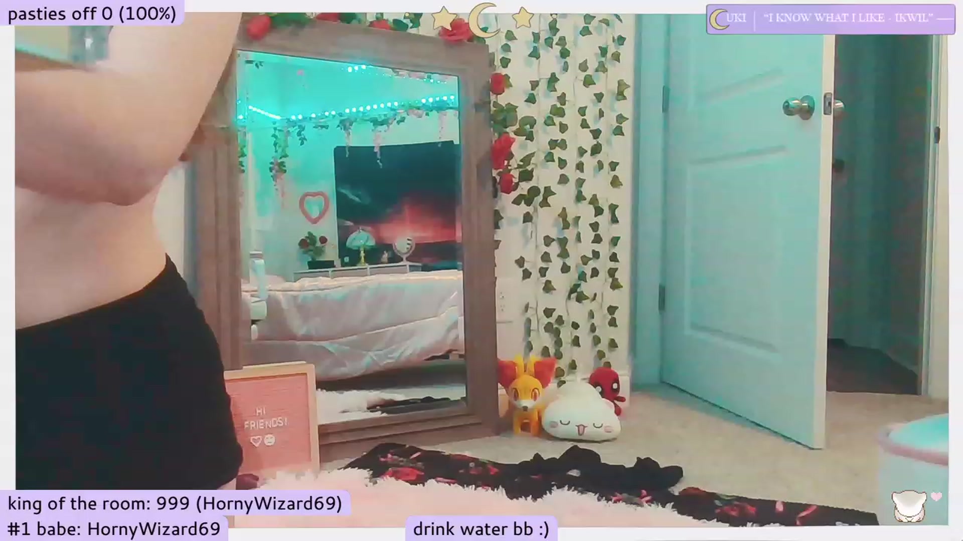 Gallery image thumbnail from BlueSiren's myfreecams stream on, 11/22/2022, 07:18 image 8 of 20