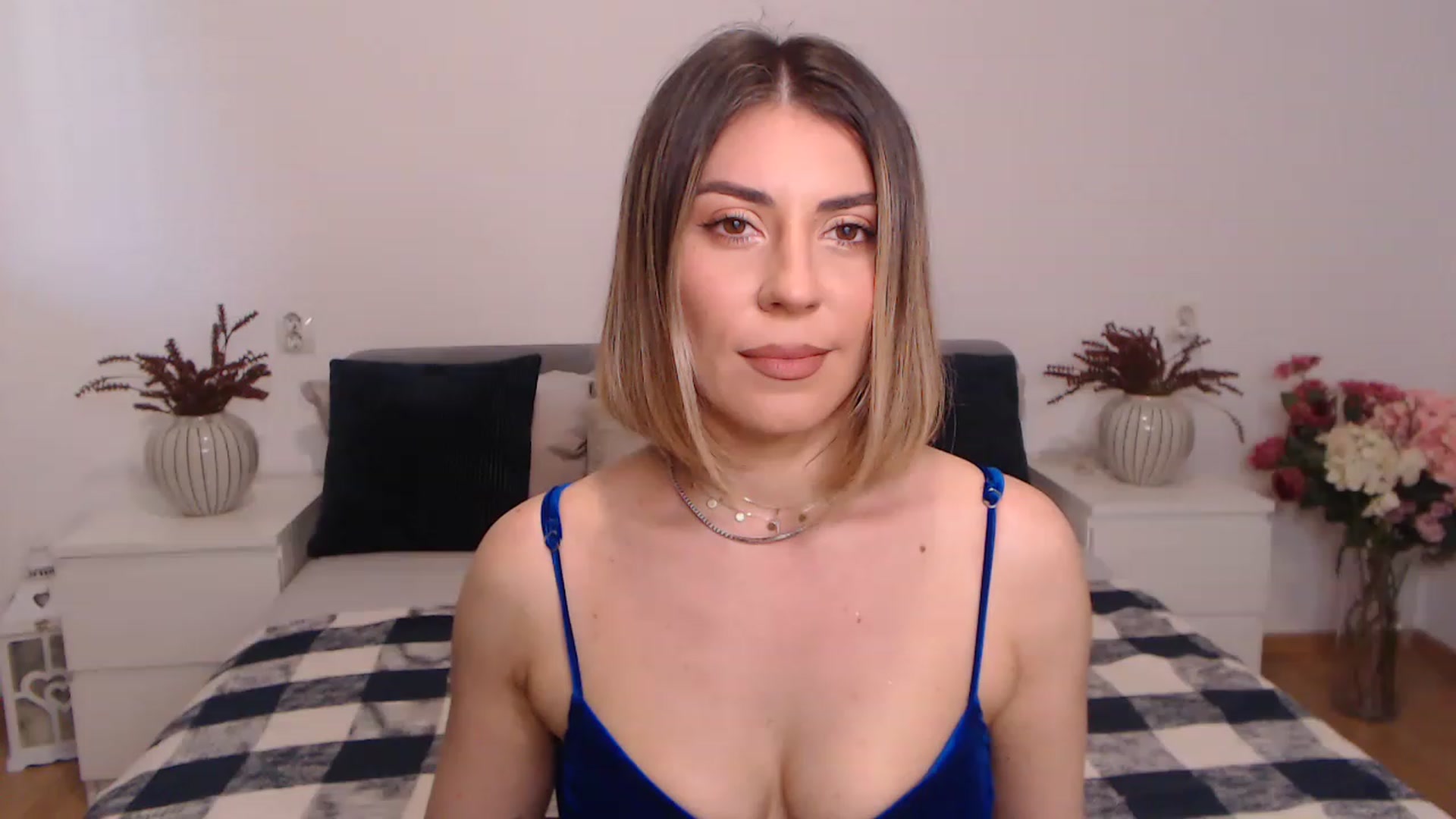 Gallery image thumbnail from BlueStocking's myfreecams stream on, 07/12/2023, 10:04 image 19 of 20