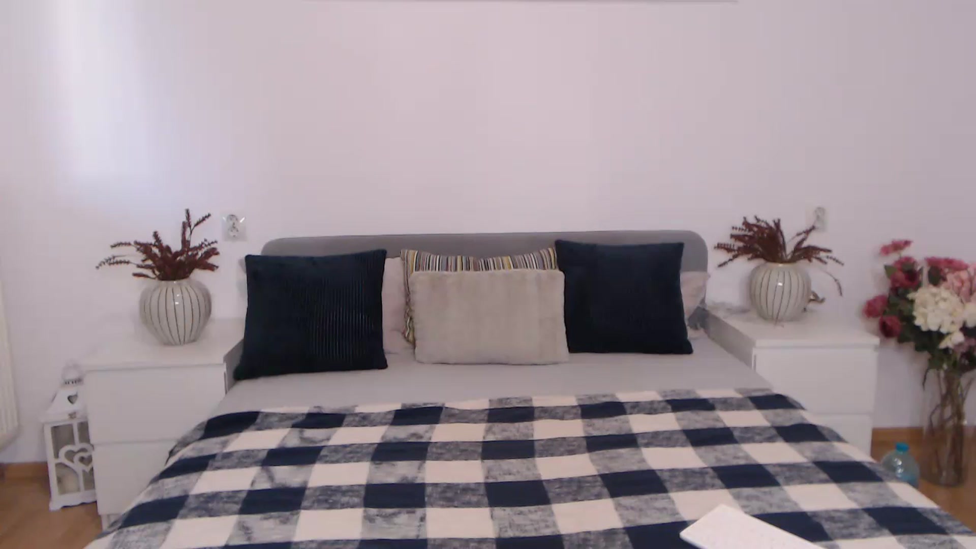 Gallery image thumbnail from BlueStocking's myfreecams stream on, 07/13/2023, 08:41 image 10 of 20