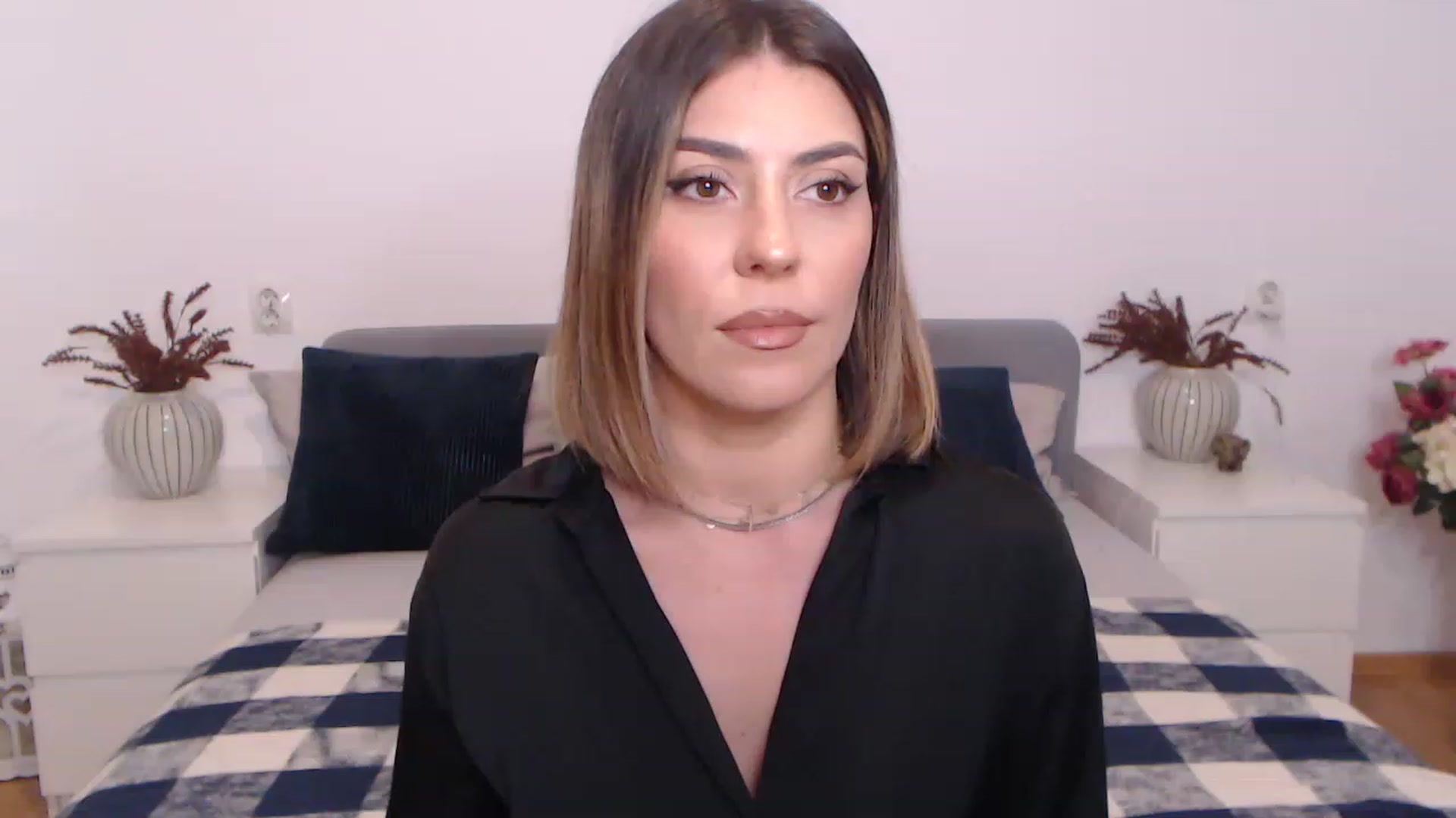 Gallery image thumbnail from BlueStocking's myfreecams stream on, 07/18/2023, 11:37 image 20 of 20