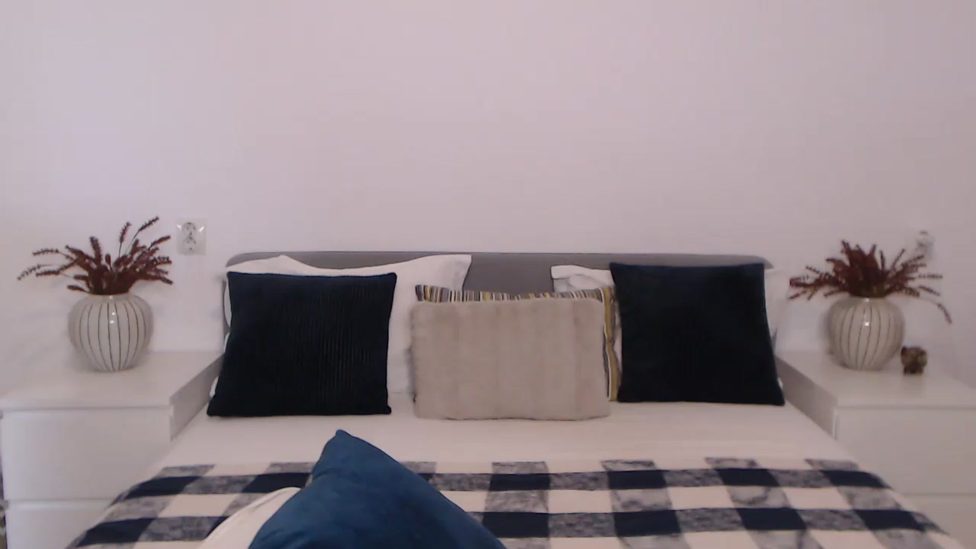 Gallery image thumbnail from BlueStocking's myfreecams stream on, 07/27/2023, 11:02 image 13 of 20