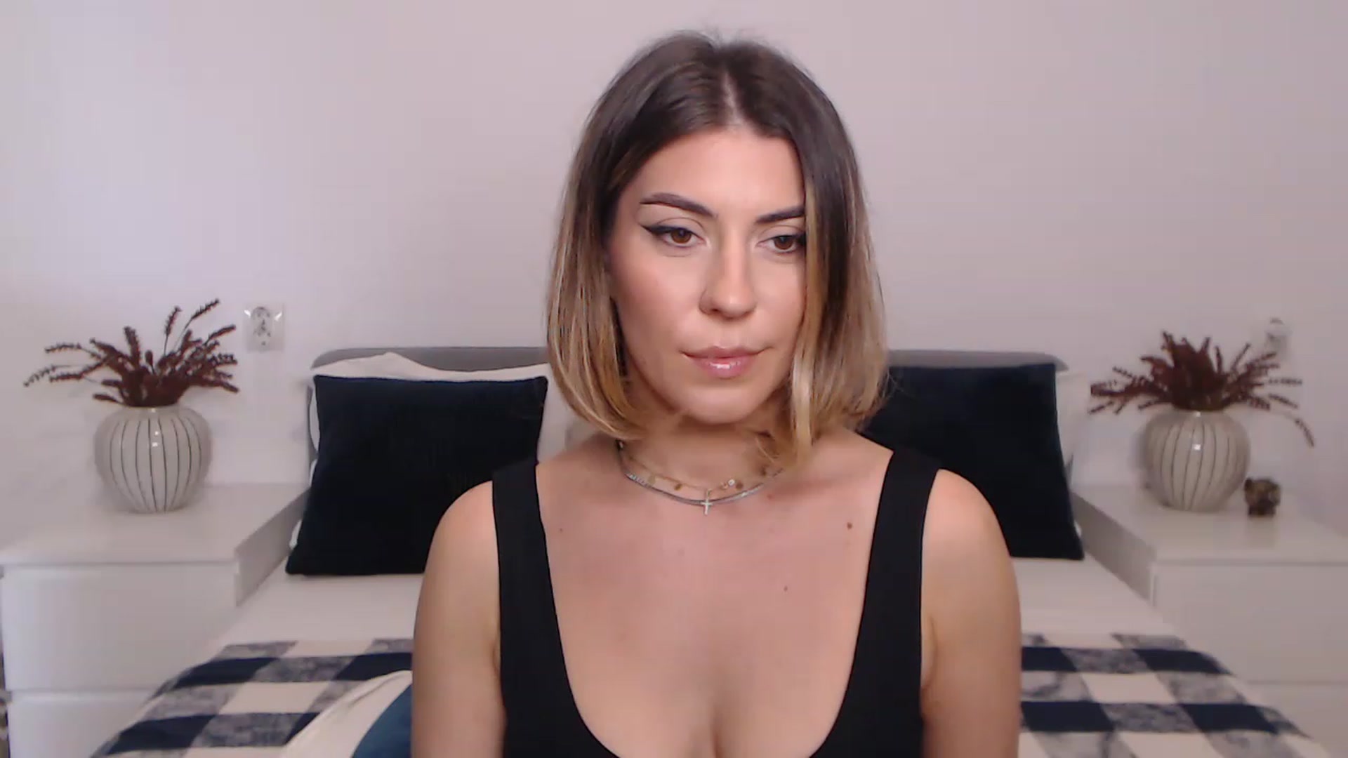 Gallery image thumbnail from BlueStocking's myfreecams stream on, 07/27/2023, 11:02 image 4 of 20