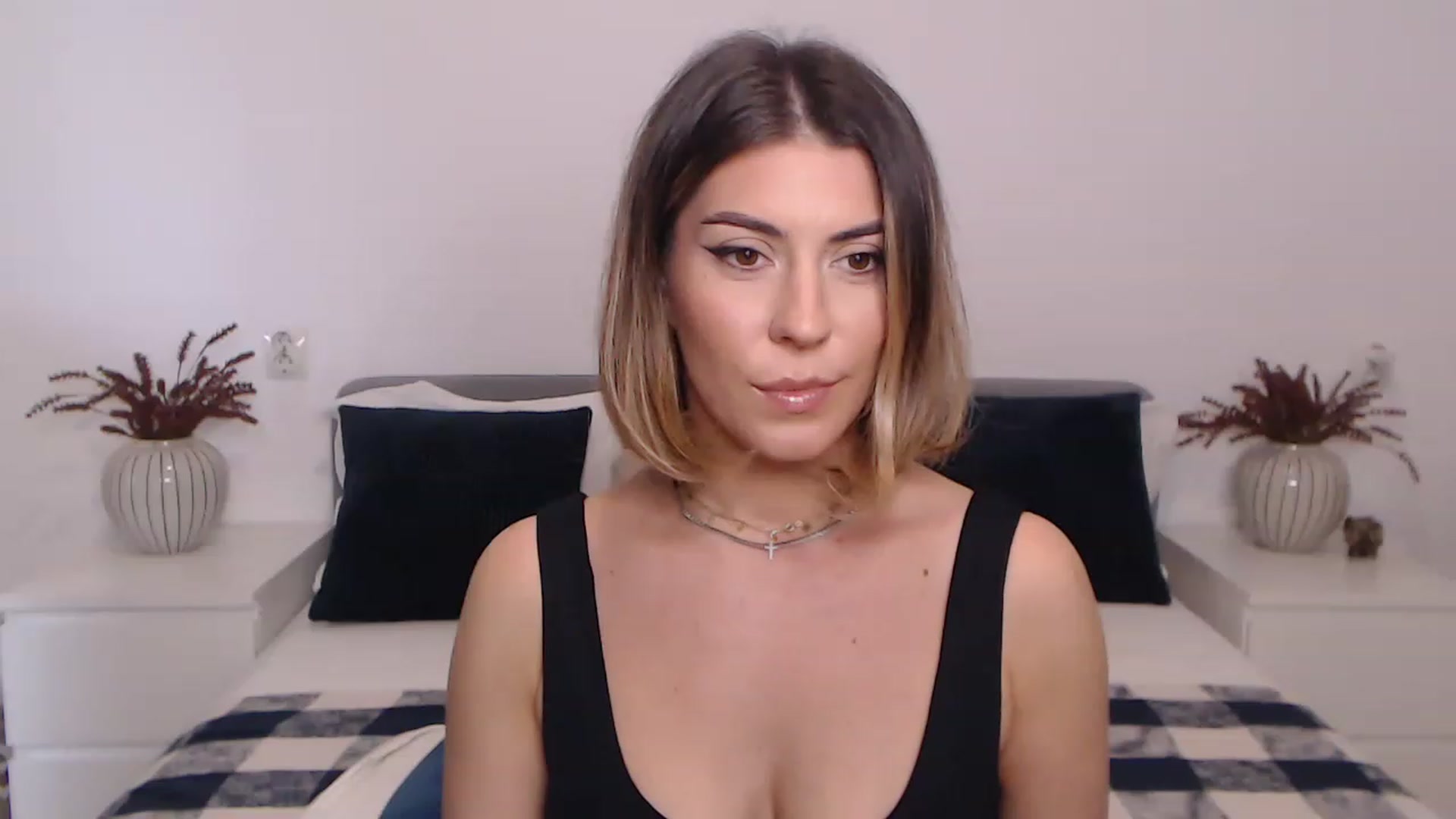 Gallery image thumbnail from BlueStocking's myfreecams stream on, 07/27/2023, 11:02 image 3 of 20