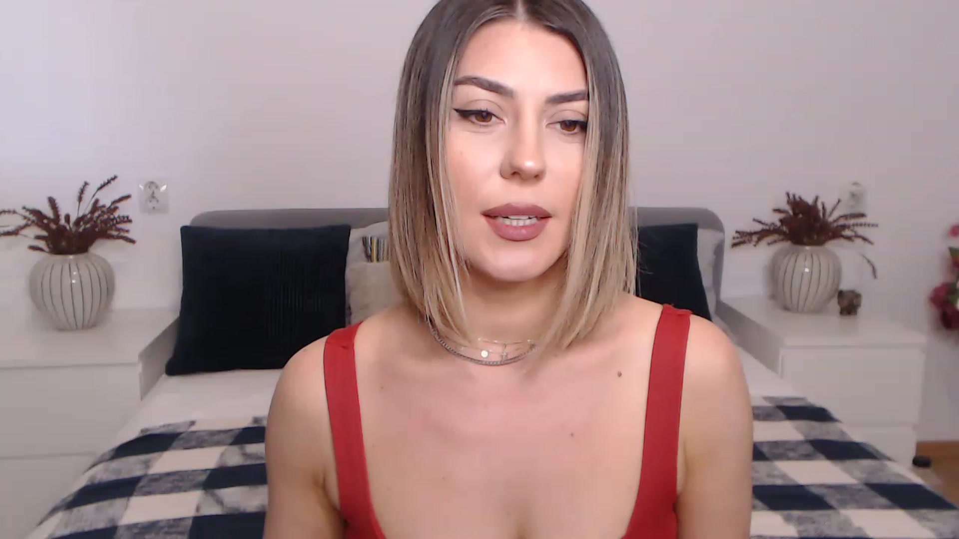 Gallery image thumbnail from BlueStocking's myfreecams stream on, 07/30/2023, 13:45 image 14 of 20