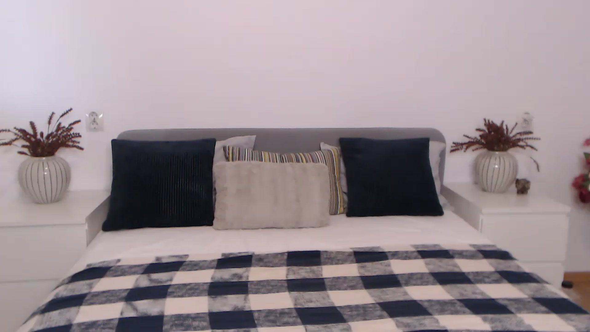 Gallery image thumbnail from BlueStocking's myfreecams stream on, 07/30/2023, 13:45 image 11 of 20