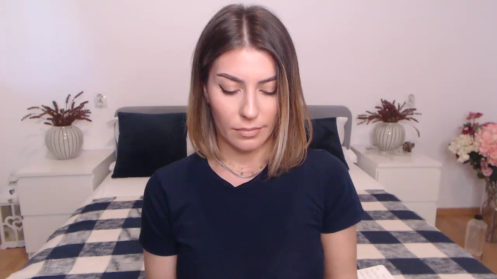 Gallery image thumbnail from BlueStocking's myfreecams stream on, 08/05/2023, 14:08 image 4 of 20