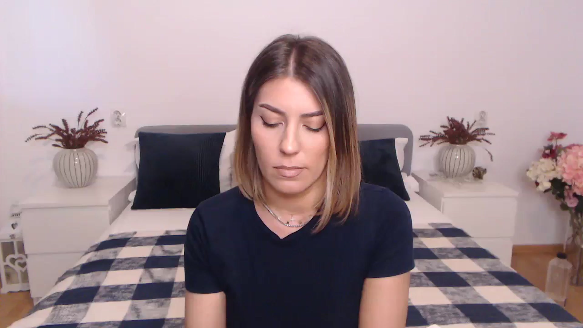 Gallery image thumbnail from BlueStocking's myfreecams stream on, 08/05/2023, 14:08 image 1 of 20