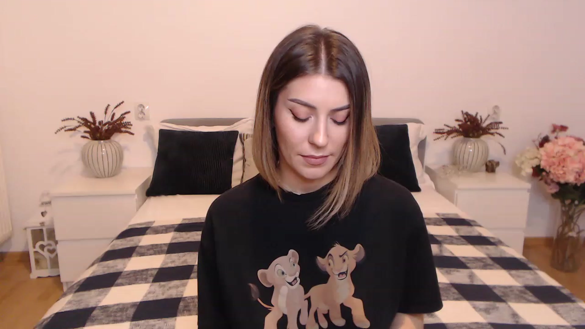 Gallery image thumbnail from BlueStocking's myfreecams stream on, 08/07/2023, 17:23 image 19 of 20