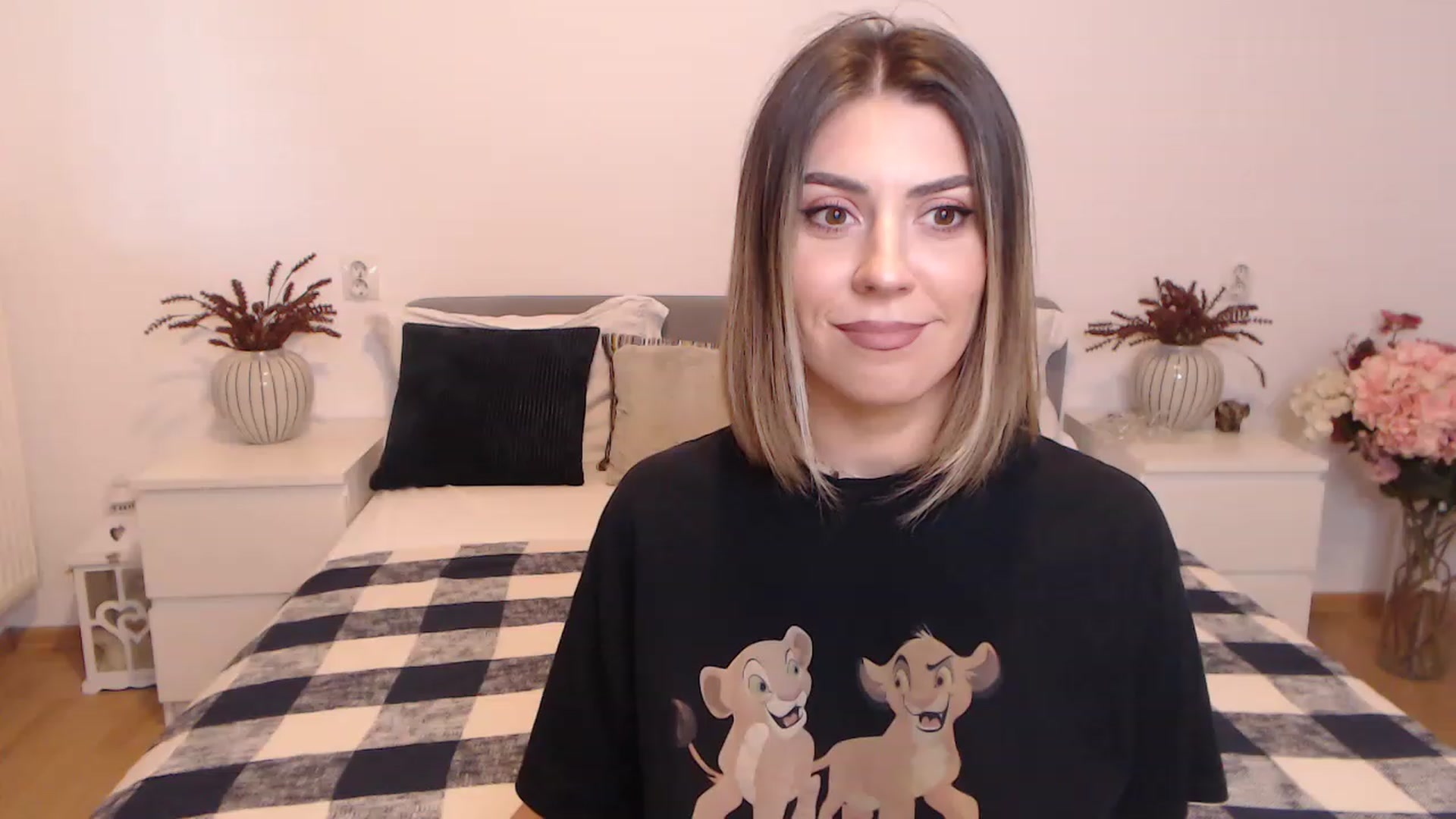 Gallery image thumbnail from BlueStocking's myfreecams stream on, 08/07/2023, 17:23 image 1 of 20