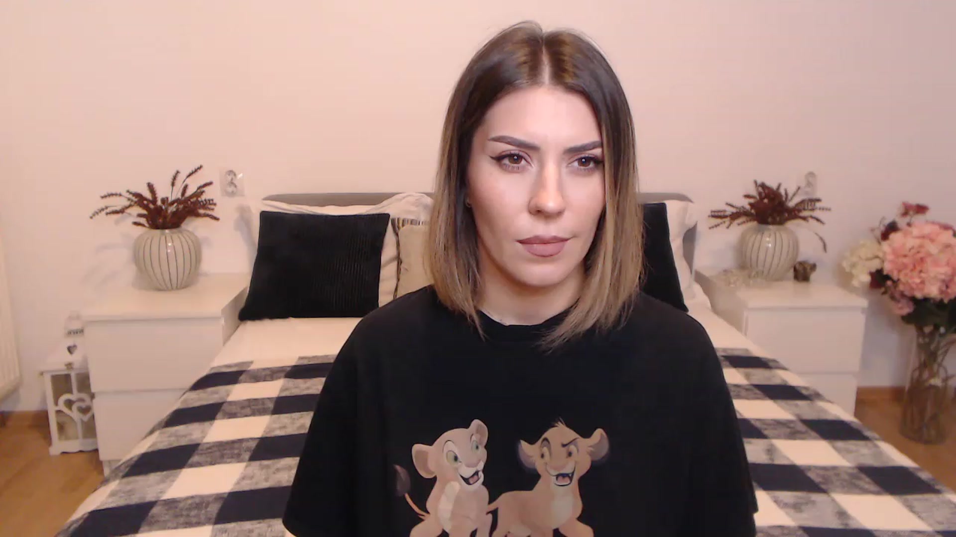 Gallery image thumbnail from BlueStocking's myfreecams stream on, 08/07/2023, 17:23 image 11 of 20