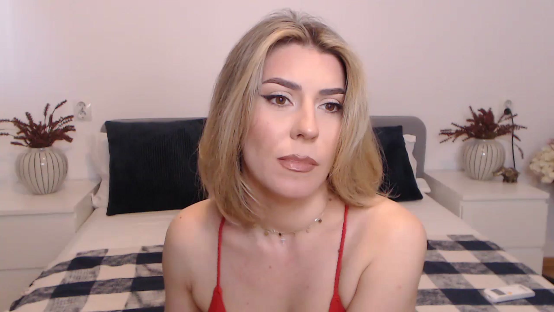 Gallery image thumbnail from BlueStocking's myfreecams stream on, 08/25/2023, 07:57 image 19 of 20