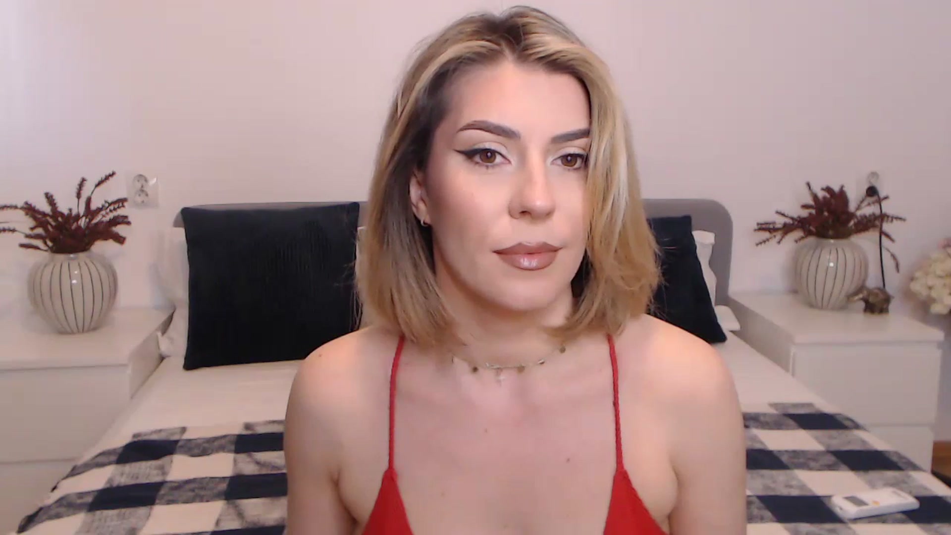 Gallery image thumbnail from BlueStocking's myfreecams stream on, 08/25/2023, 07:57 image 11 of 20