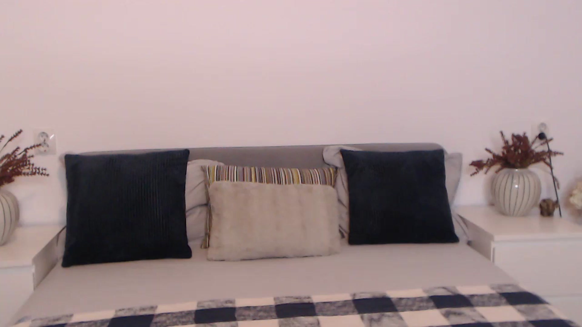 Gallery image thumbnail from BlueStocking's myfreecams stream on, 08/27/2023, 18:07 image 20 of 20