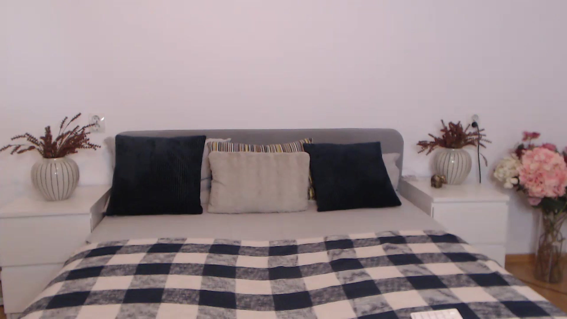 Gallery image thumbnail from BlueStocking's myfreecams stream on, 09/02/2023, 15:59 image 9 of 20