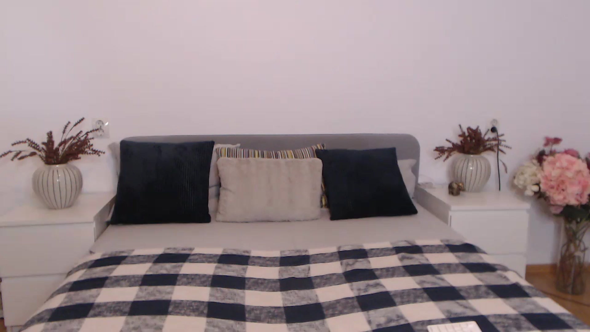 Gallery image thumbnail from BlueStocking's myfreecams stream on, 09/02/2023, 15:59 image 10 of 20