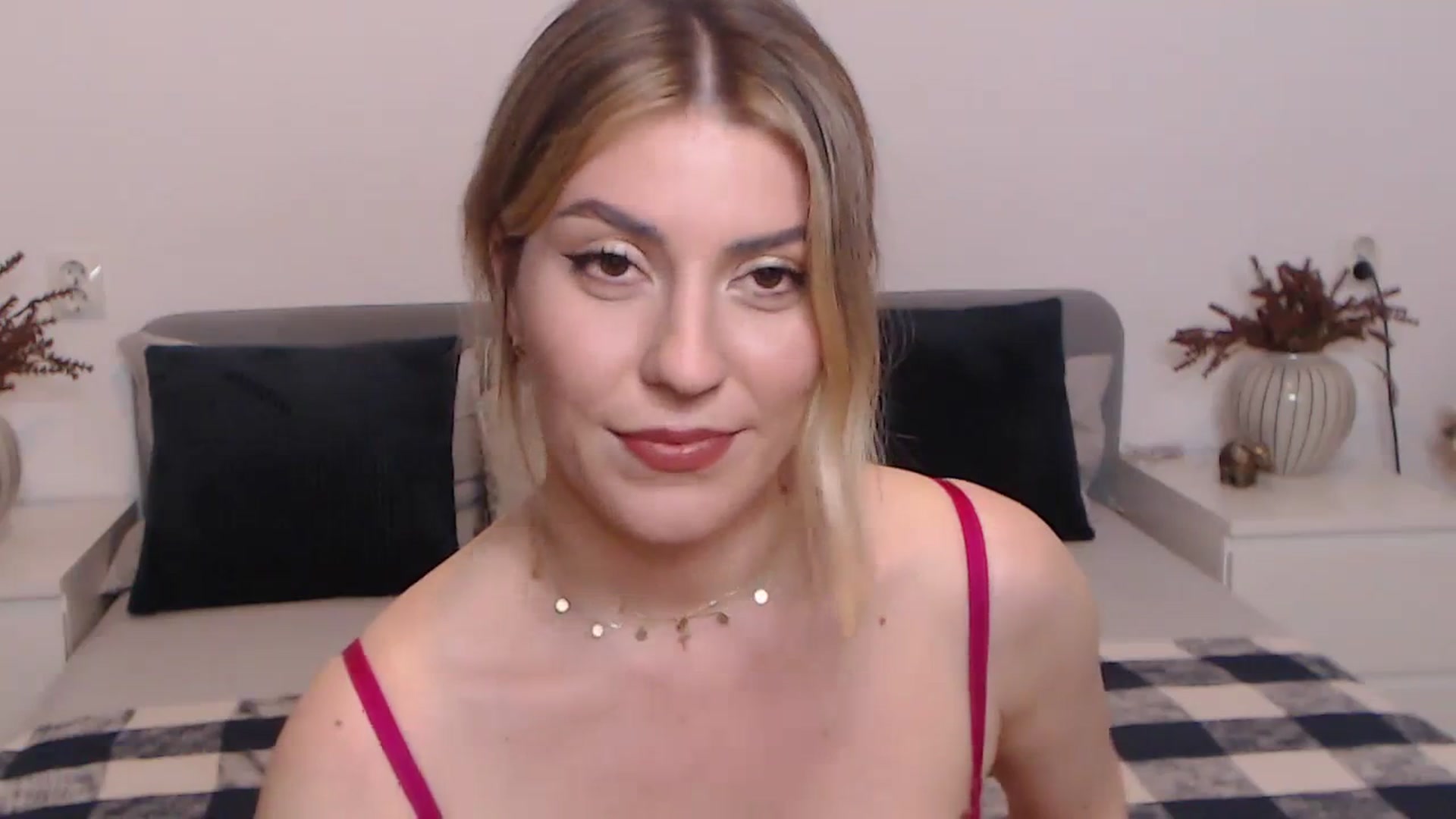 Gallery image thumbnail from BlueStocking's myfreecams stream on, 09/03/2023, 17:30 image 4 of 20