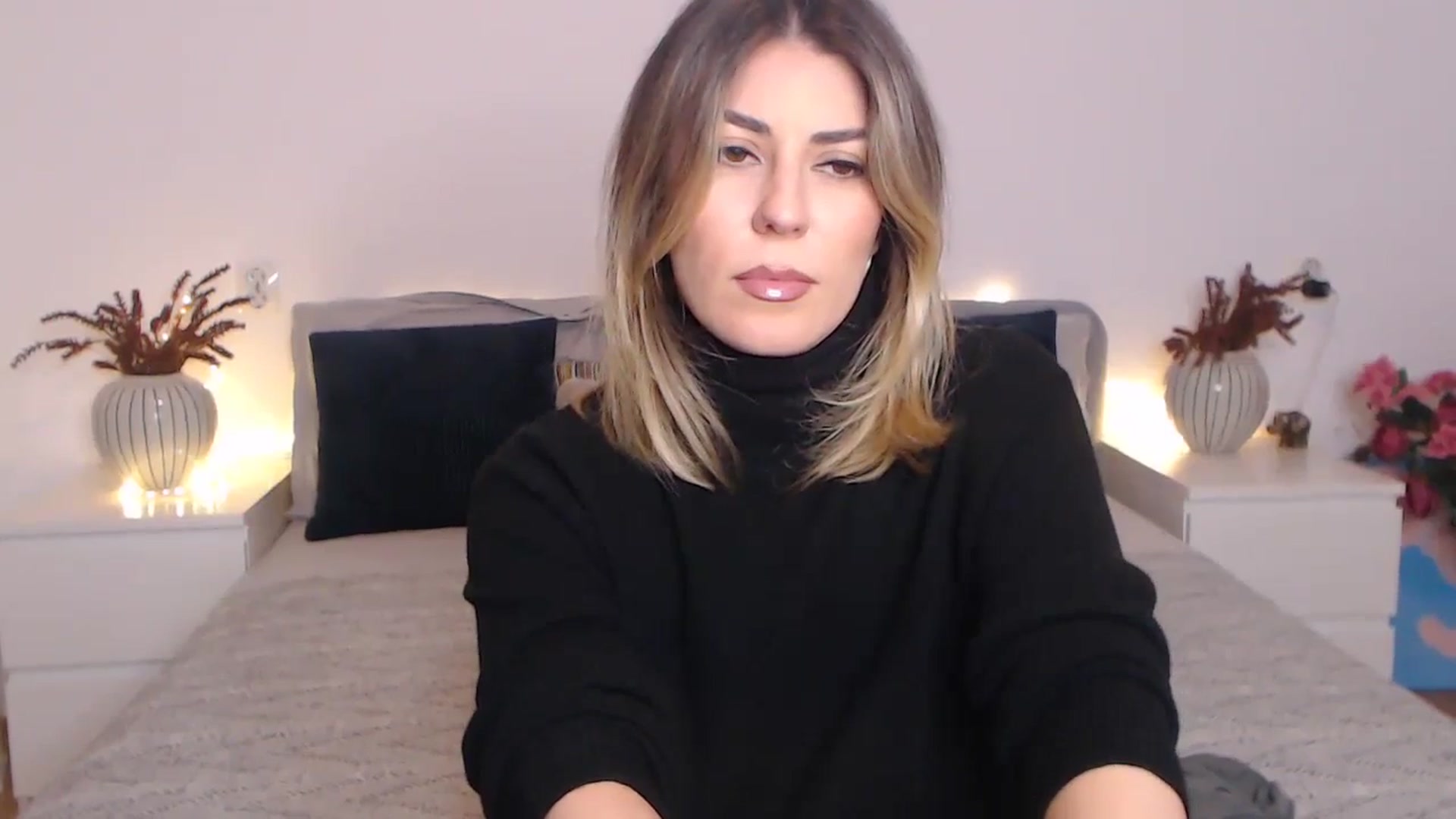 Gallery image thumbnail from BlueStocking's myfreecams stream on, 01/26/2024, 18:14 image 2 of 20