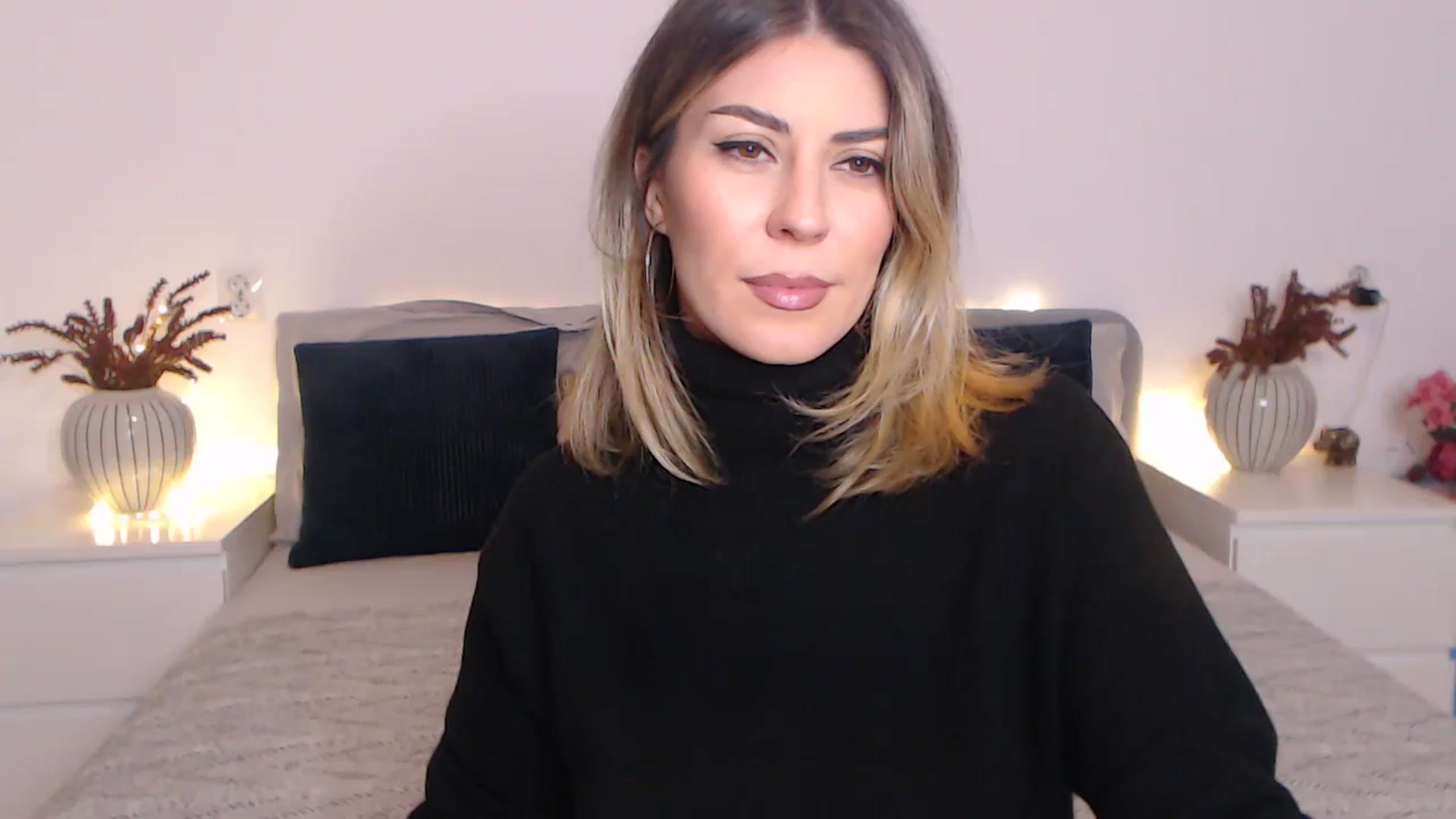 Gallery image thumbnail from BlueStocking's myfreecams stream on, 01/26/2024, 18:14 image 20 of 20