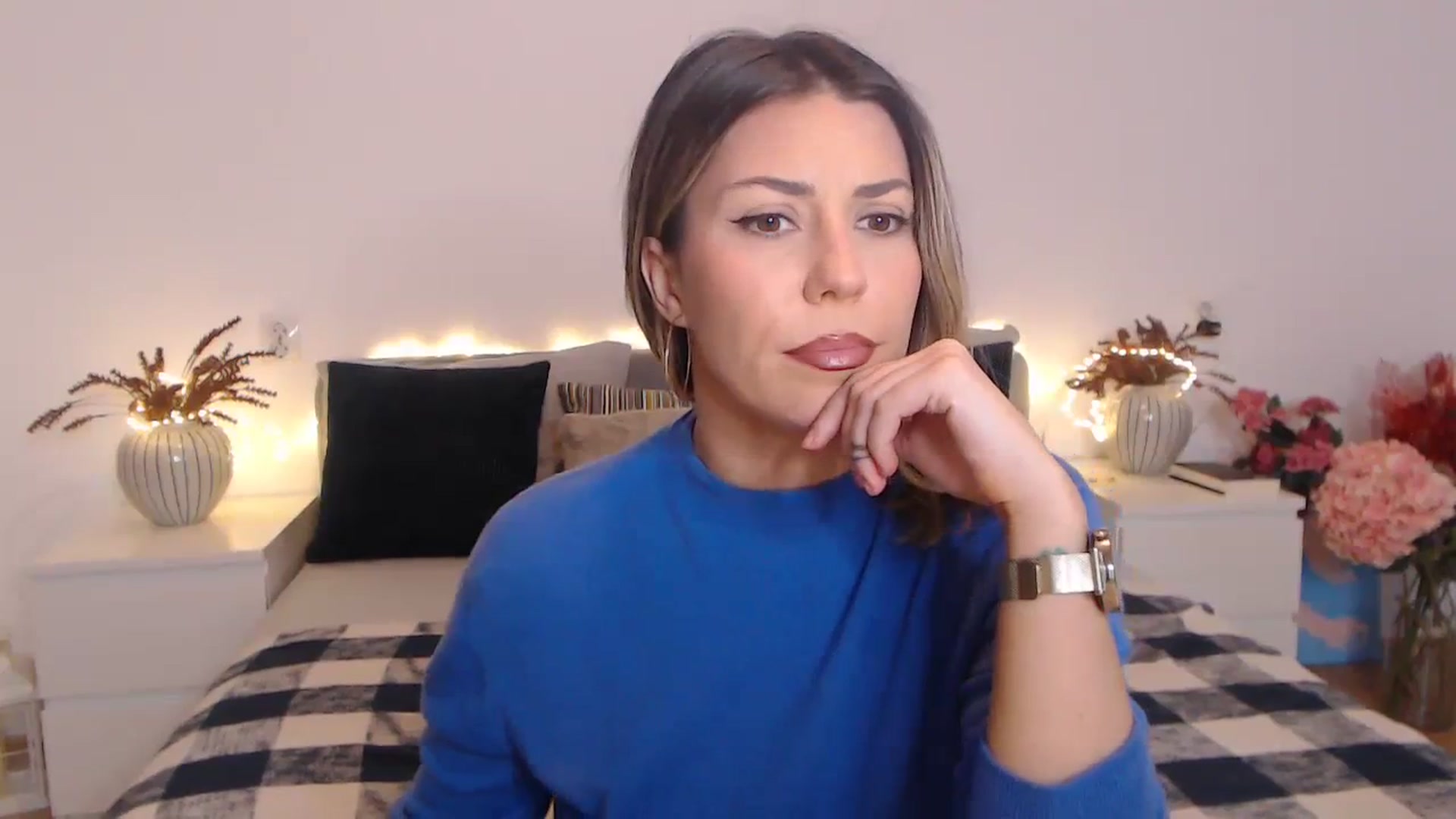 Gallery image thumbnail from BlueStocking's myfreecams stream on, 02/08/2024, 16:43 image 10 of 20