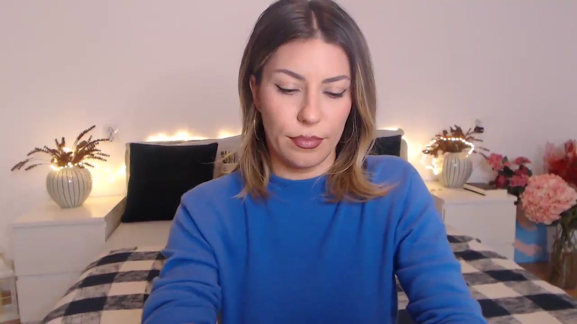 Gallery image thumbnail from BlueStocking's myfreecams stream on, 02/08/2024, 16:43 image 7 of 20