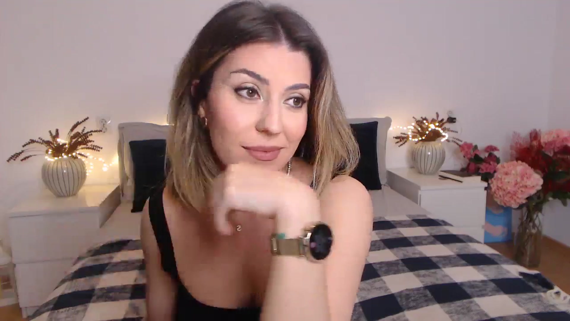 Gallery image thumbnail from BlueStocking's myfreecams stream on, 02/09/2024, 19:09 image 16 of 20