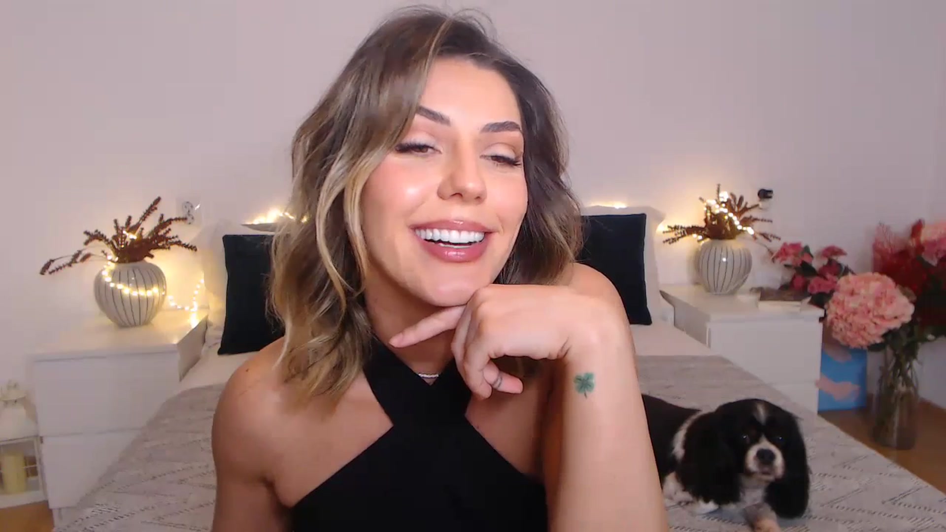 Gallery image thumbnail from BlueStocking's myfreecams stream on, 02/13/2024, 19:51 image 9 of 20