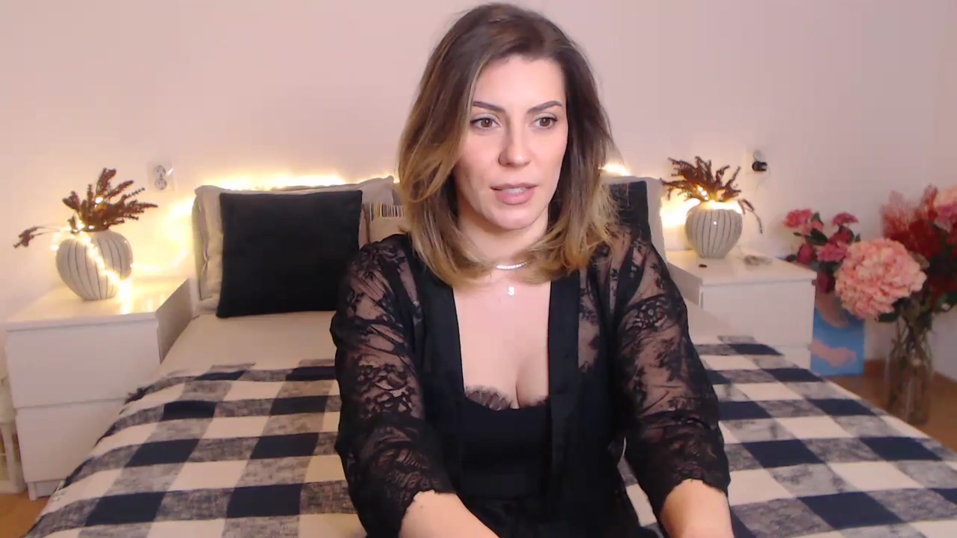 Gallery image thumbnail from BlueStocking's myfreecams stream on, 03/05/2024, 17:42 image 3 of 20