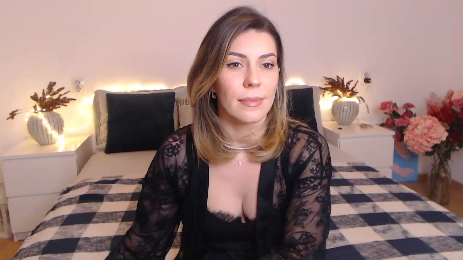 Gallery image thumbnail from BlueStocking's myfreecams stream on, 03/05/2024, 17:42 image 5 of 20