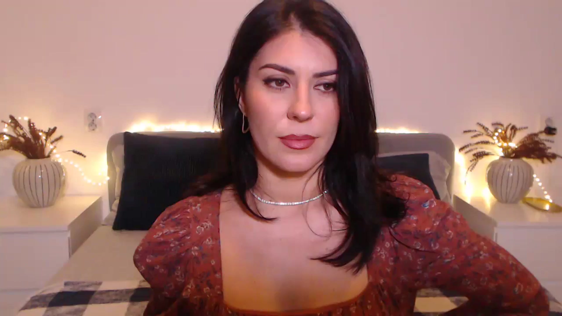 Gallery image thumbnail from BlueStocking's myfreecams stream on, 11/08/2024, 18:30 image 20 of 20