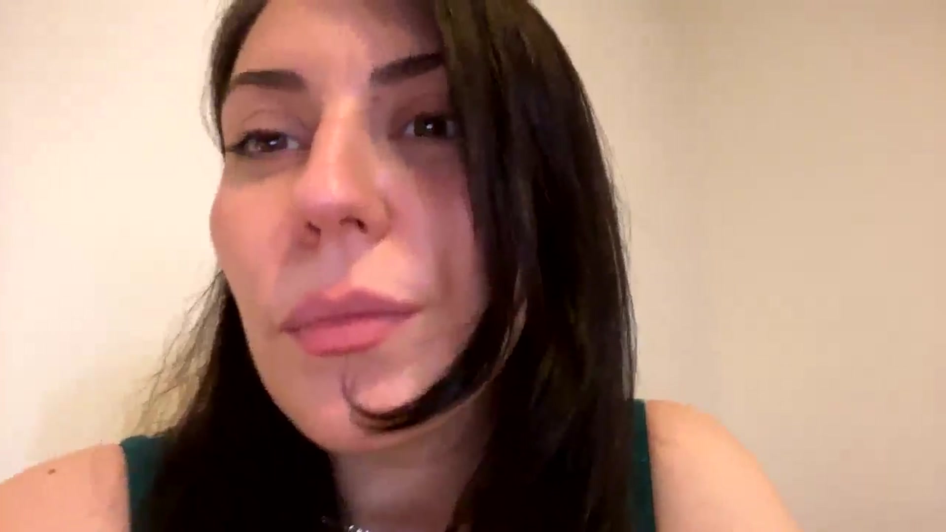Gallery image thumbnail from BlueStocking's myfreecams stream on, 11/27/2024, 18:55 image 14 of 20