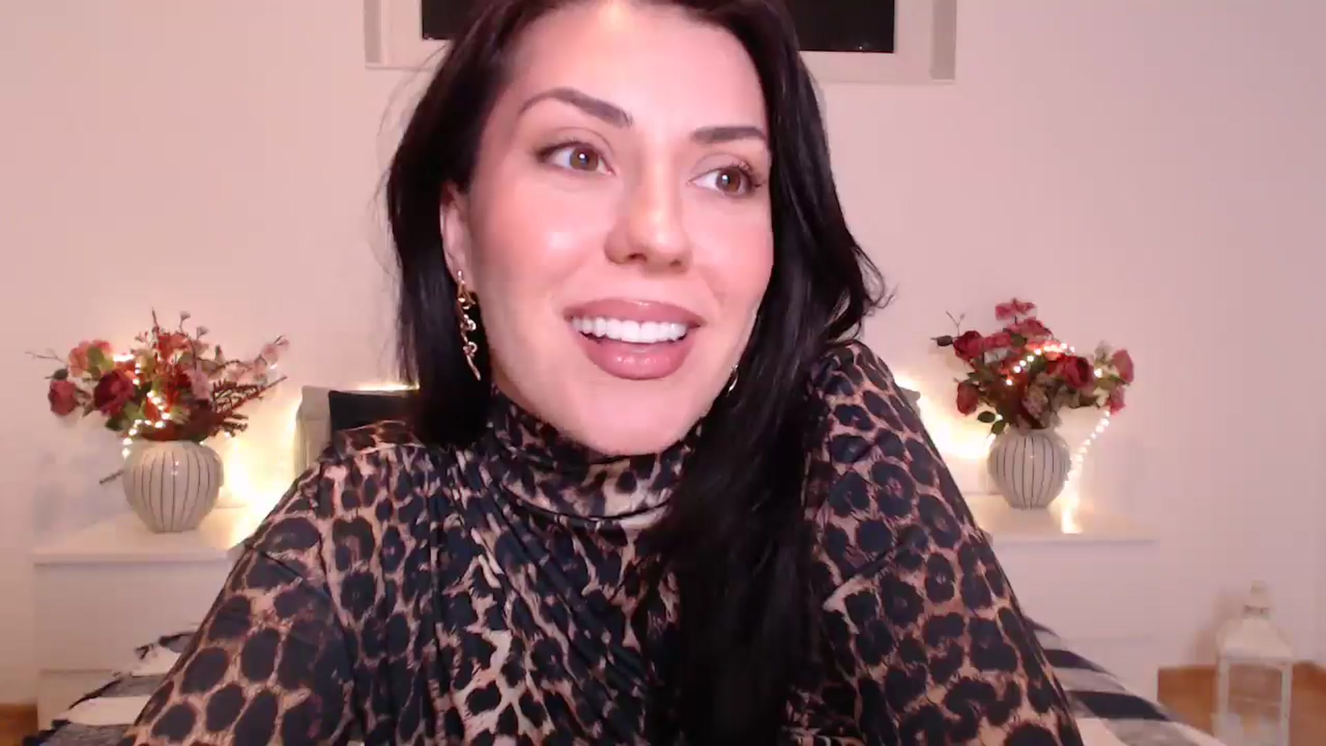 Gallery image thumbnail from BlueStocking's myfreecams stream on, 01/14/2025, 15:37 image 4 of 20