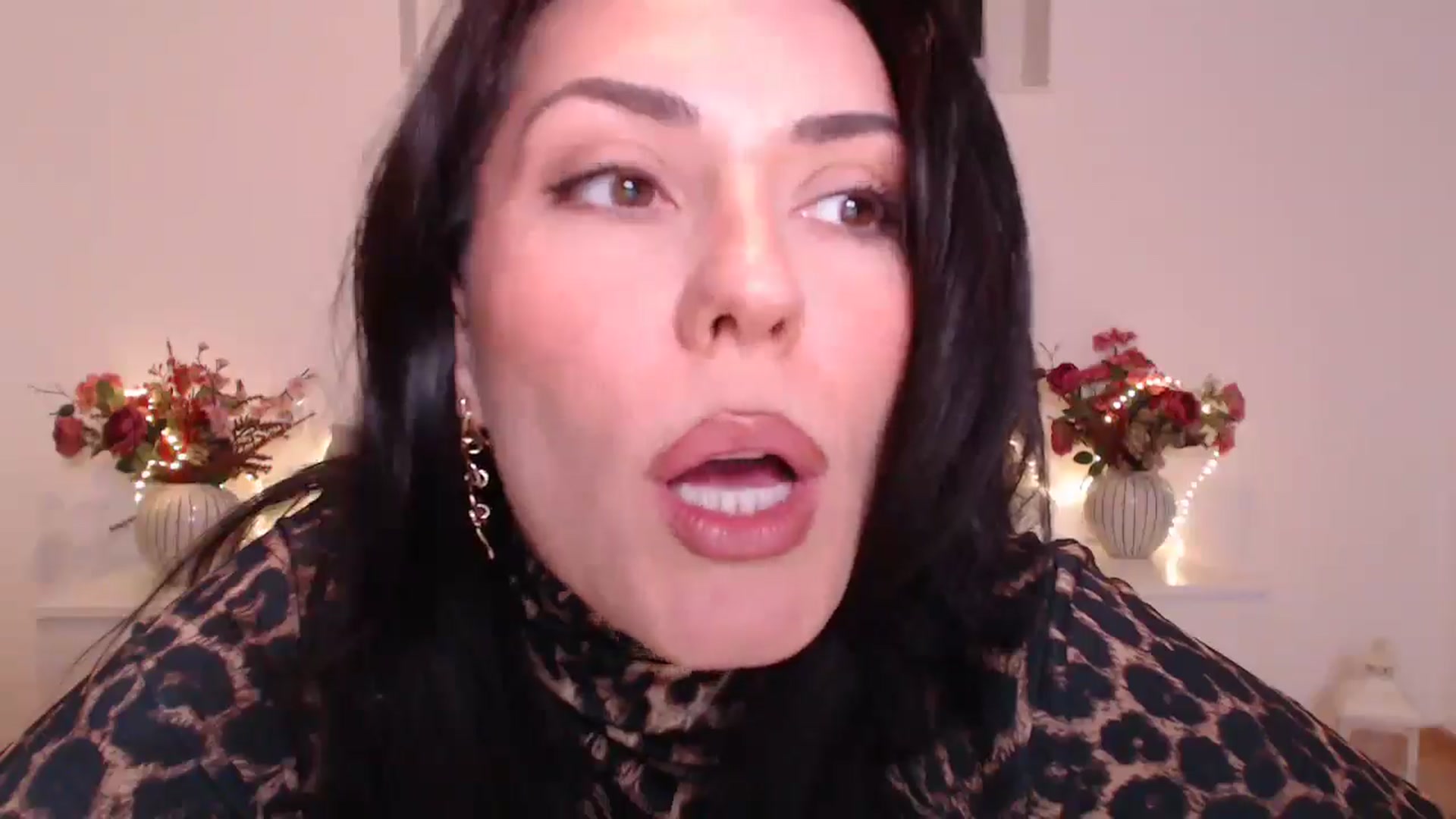 Gallery image thumbnail from BlueStocking's myfreecams stream on, 01/14/2025, 15:37 image 20 of 20
