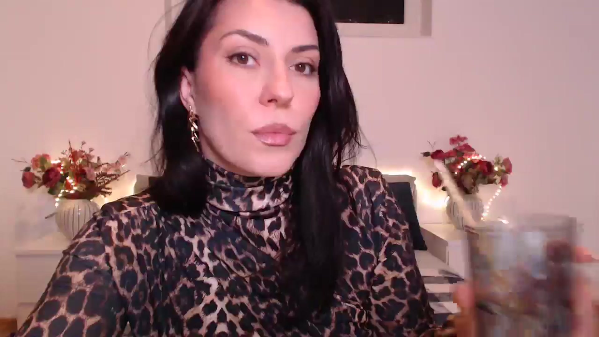 Gallery image thumbnail from BlueStocking's myfreecams stream on, 01/14/2025, 15:37 image 9 of 20