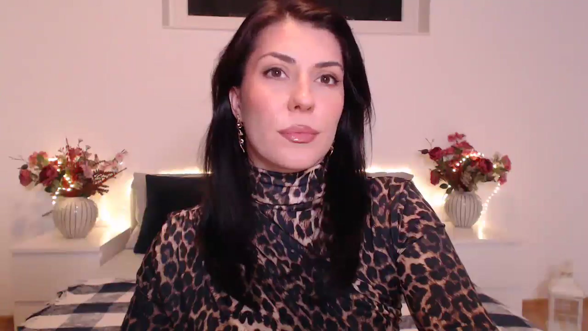Gallery image thumbnail from BlueStocking's myfreecams stream on, 01/14/2025, 16:35 image 17 of 20