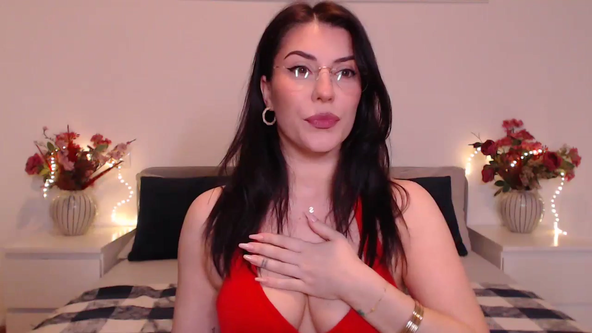 Gallery image thumbnail from BlueStocking's myfreecams stream on, 01/31/2025, 15:14 image 11 of 20