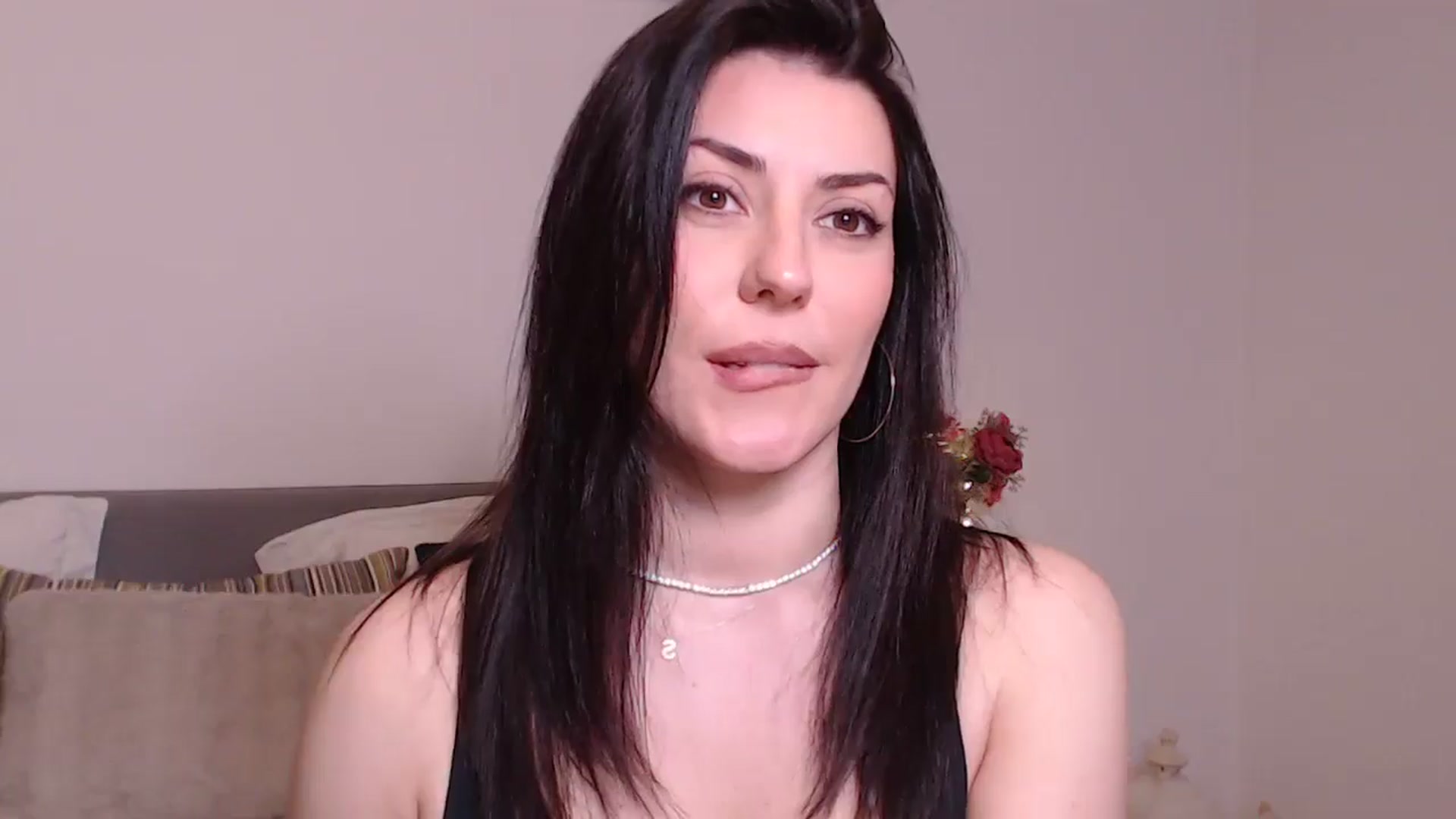 Gallery image thumbnail from BlueStocking's myfreecams stream on, 02/10/2025, 18:22 image 4 of 20