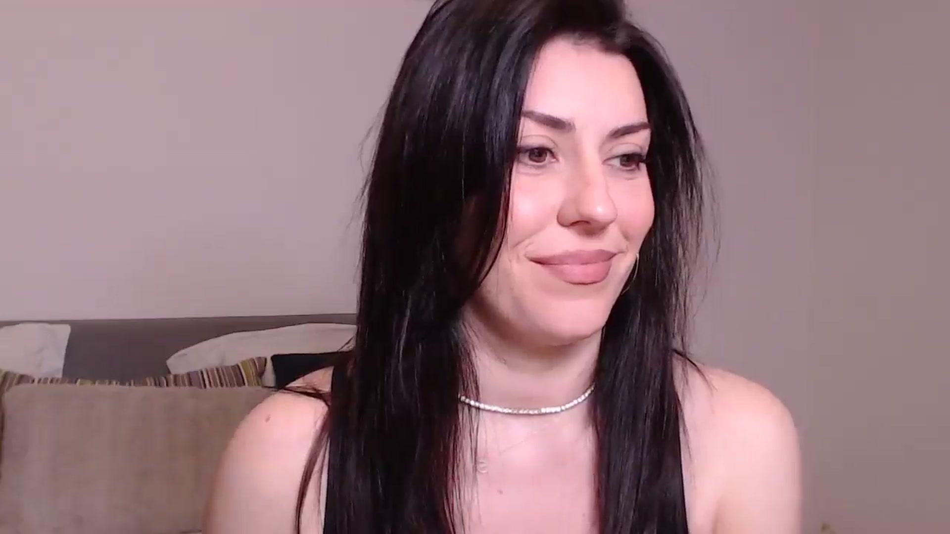Gallery image thumbnail from BlueStocking's myfreecams stream on, 02/10/2025, 18:22 image 14 of 20