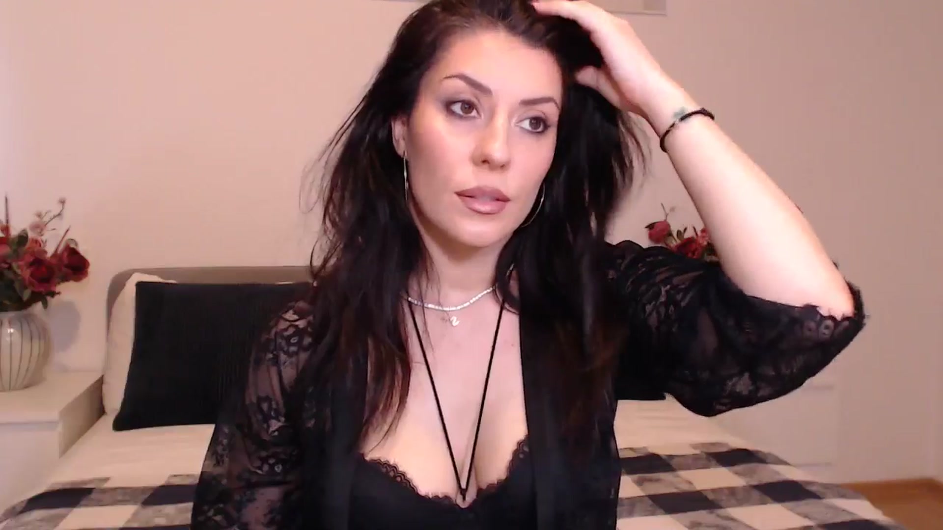 Gallery image thumbnail from BlueStocking's myfreecams stream on, 03/17/2025, 12:42 image 15 of 20